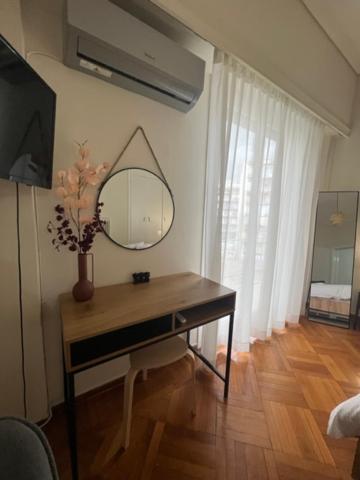 Apartment In เอเธนส์ ภายนอก รูปภาพ