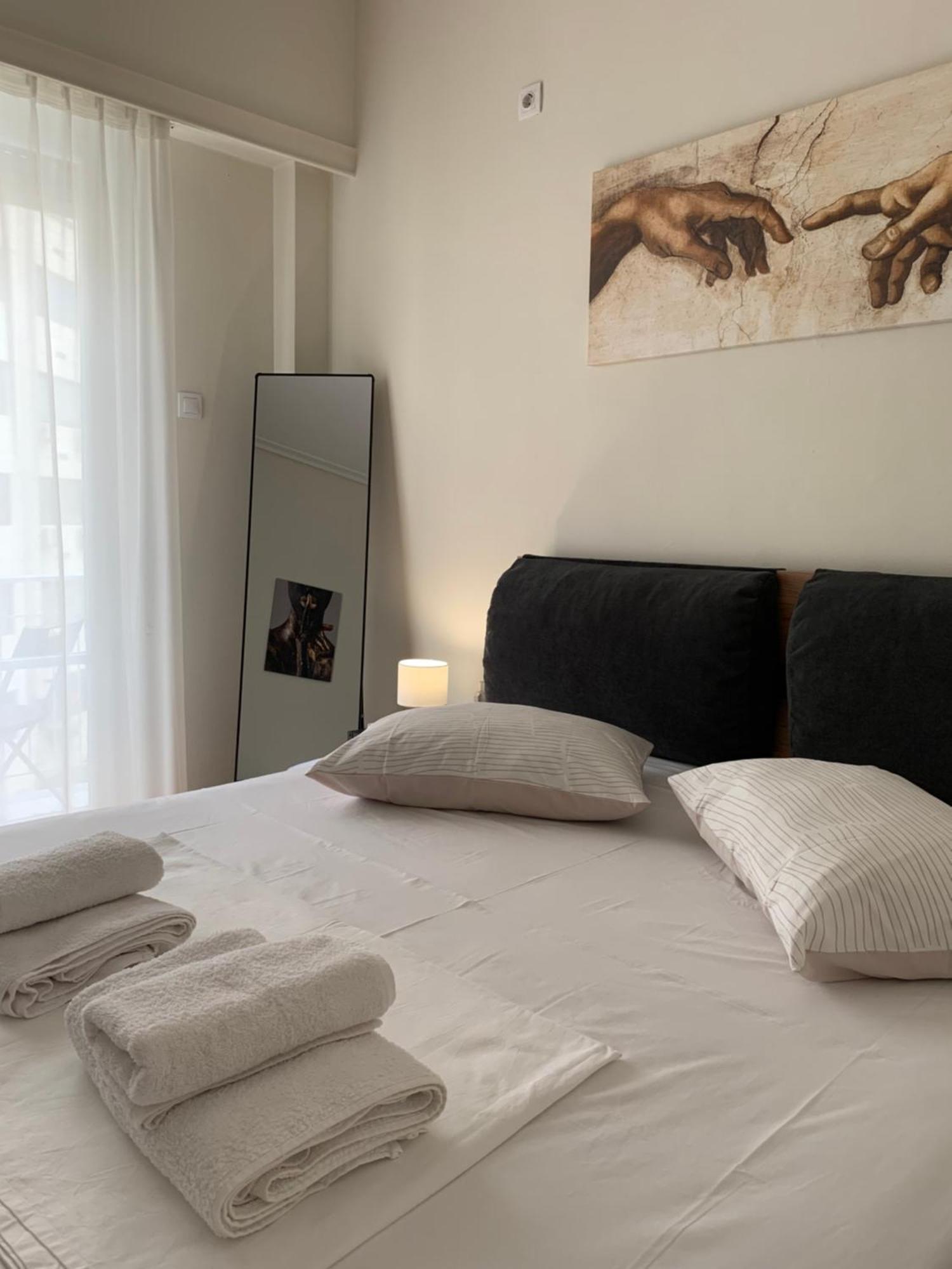 Apartment In เอเธนส์ ภายนอก รูปภาพ